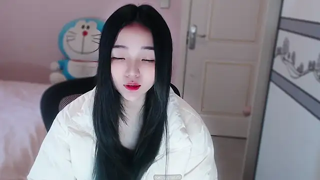 xiao-xiao-D online show from 10-30-25, 06:34