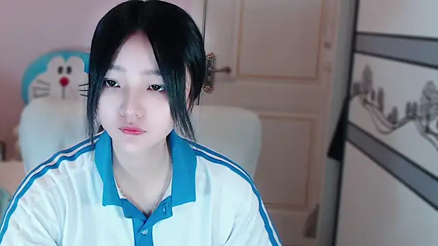 xiao-xiao-D online show from 03-13-25, 04:38