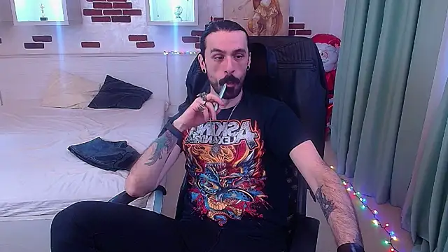 AxelColton online show from 12-14-25, 08:31