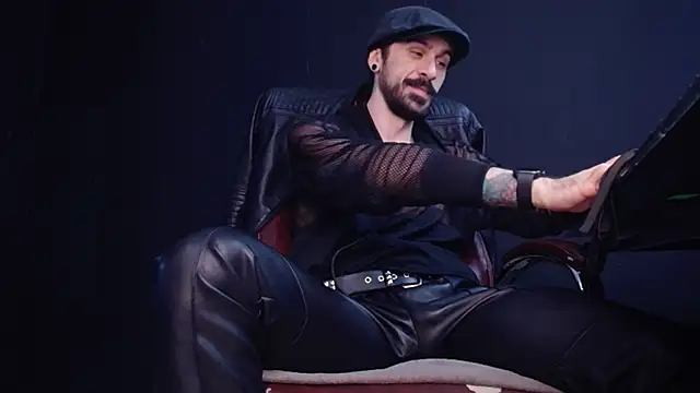 AxelColton online show from 10-27-25, 11:22