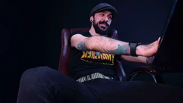 AxelColton online show from 12-05-25, 06:23