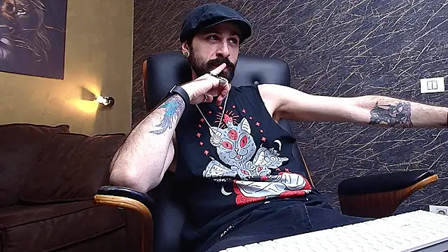 AxelColton online show from 01-14-26, 10:41