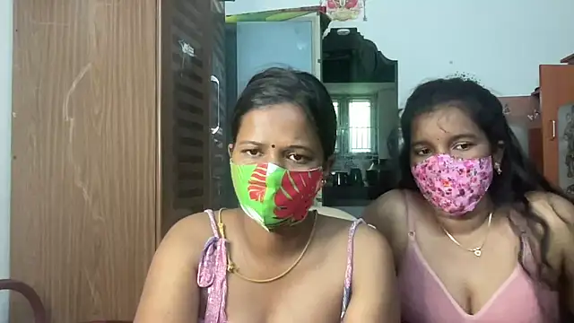 Snapshot of Tamil_Sanjana_ chatting on 06-21-26, 06:08 Tamil Sanjana online show from 06-21-26, 06:08