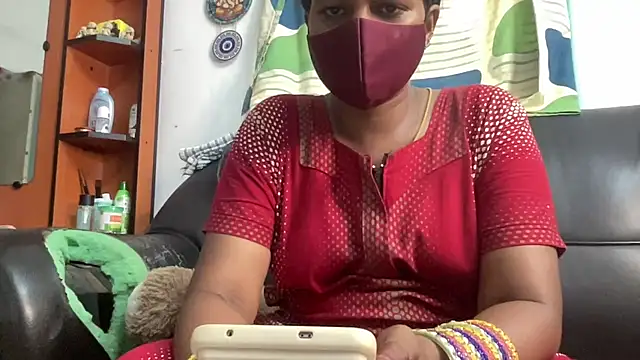 Snapshot of Tamil_Sanjana_ chatting on 06-14-26, 08:48 Tamil Sanjana online show from 06-14-26, 08:48