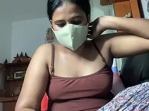 Tamil Sanjana  online show from 10-26-25, 07:36