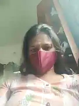 Snapshot of Tamil_Sanjana_ chatting on 03-05-25, 06:54 Tamil Sanjana  online show from 03-05-25, 06:54
