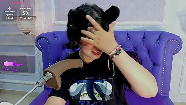 Lily Martinez online show from 09-24-25, 01:57