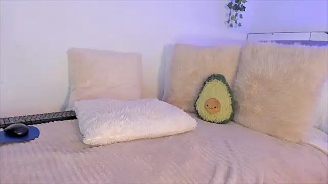 Alissonroses online show from 03-15-25, 08:21