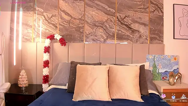 Sienna Blake  online show from 11-28-25, 08:53