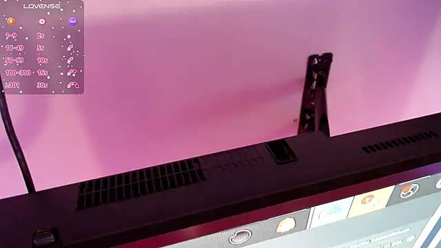 Sienna Blake  online show from 11-08-25, 07:50