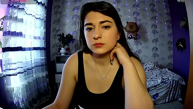 Snapshot of Sofiy_a chatting on 05-16-26, 09:30 Sofiy a online show from 05-16-26, 09:30