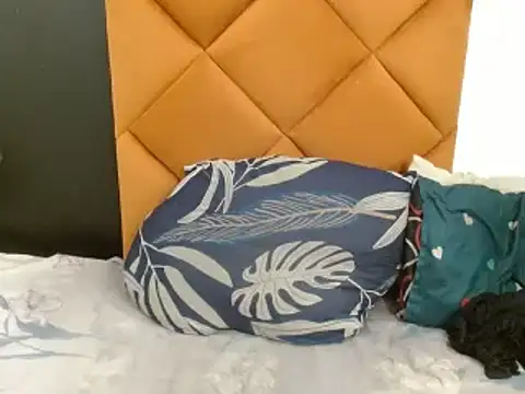 Snapshot of xxxsexyboobs chatting on 01-11-25, 04:59 xxxsexyboobs online show from 01-11-25, 04:59