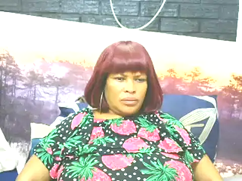 Snapshot of xxxsexyboobs chatting on 01-15-25, 05:47 xxxsexyboobs online show from 01-15-25, 05:47