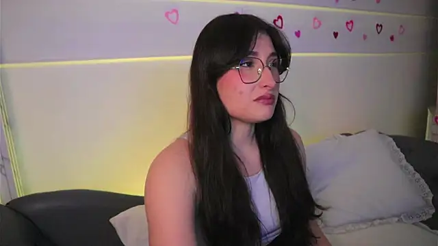 Daisha Riley online show from 02-18-26, 03:59