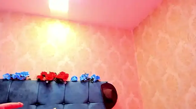 Snapshot of CintiaWalker chatting on 03-22-25, 03:42 CintiaWalker online show from 03-22-25, 03:42