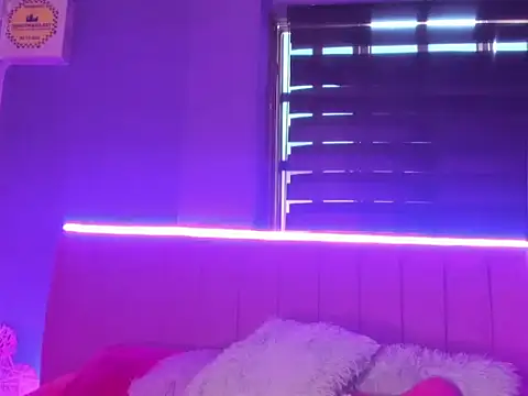 CintiaWalker online show from 12-18-25, 12:53