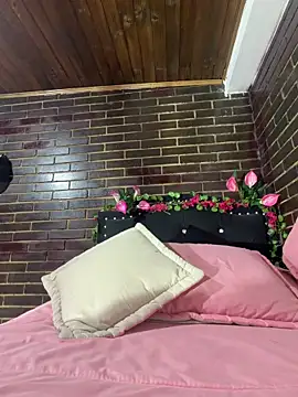 CintiaWalker online show from 02-26-26, 01:49