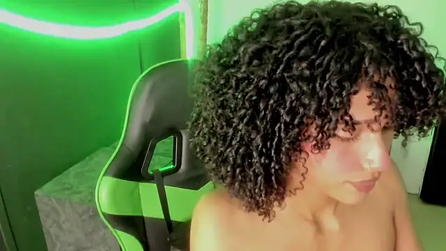 CintiaWalker online show from 03-30-26, 01:12