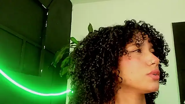 CintiaWalker online show from 04-08-26, 01:01