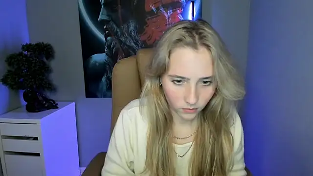 MarieSmite online show from 12-25-24, 07:34