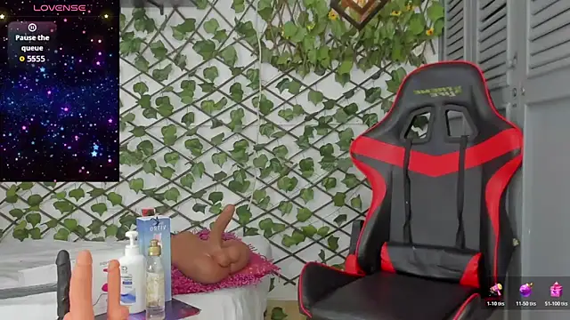 dani-lue online show from 11-15-25, 01:04