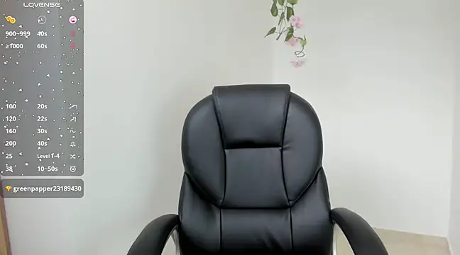 Ninna--1 online show from 01-15-25, 04:11