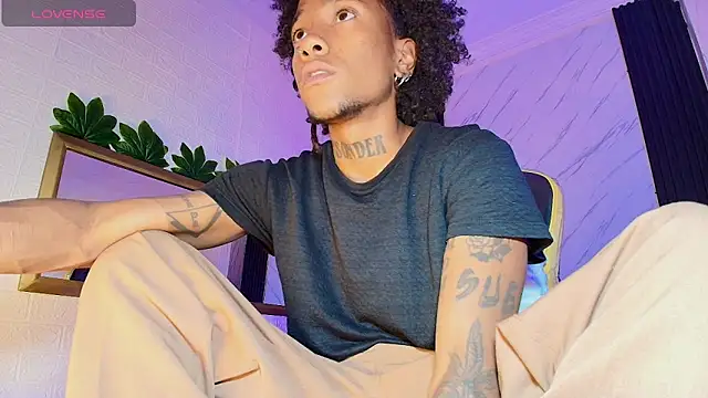 Snapshot of JhonyMiller_ chatting on 02-05-26, 08:04 JhonyMiller online show from 02-05-26, 08:04