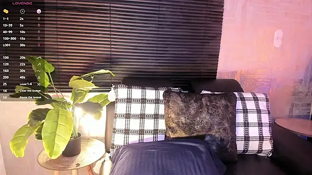 JhonyMiller  online show from 03-04-26, 07:54