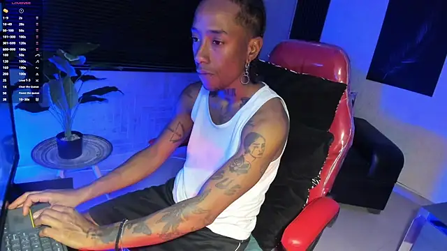 JhonyMiller  online show from 10-31-25, 07:43