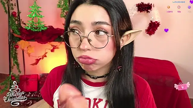 Snapshot of Sweet_Nyx chatting on 12-14-25, 07:08 Sweet Nyx online show from 12-14-25, 07:08