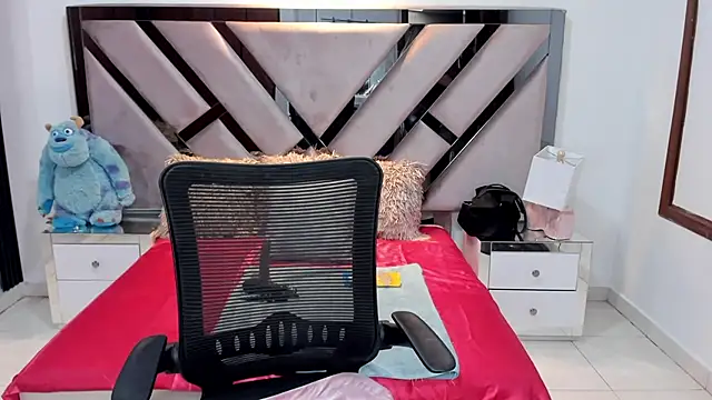 natalia5560 online show from 09-16-25, 12:50