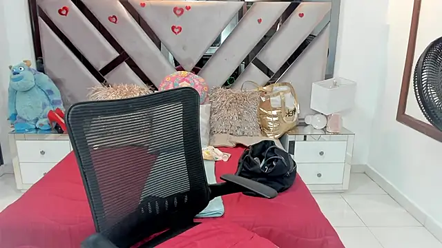 natalia5560 online show from 10-15-25, 01:08