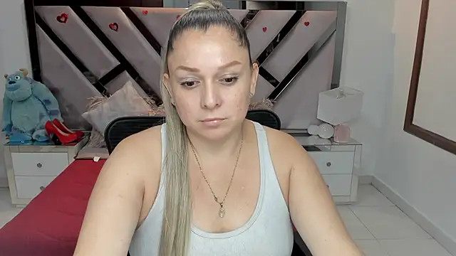 natalia5560 online show from 10-16-25, 01:08