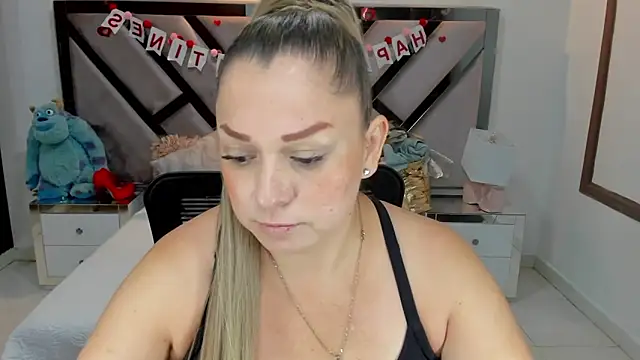 natalia5560 online show from 09-24-25, 12:55