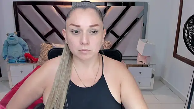 natalia5560 online show from 09-10-25, 02:38