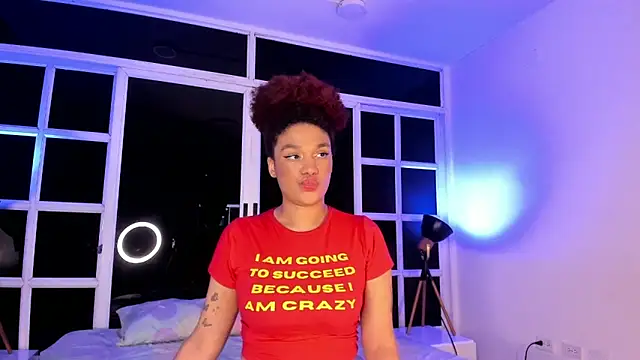 Snapshot of loladupont chatting on 05-06-26, 02:59 loladupont online show from 05-06-26, 02:59