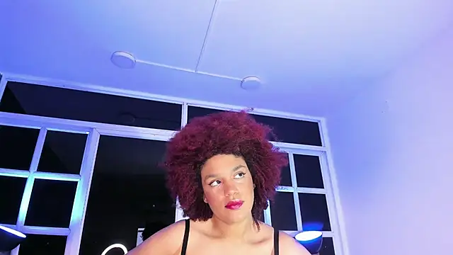 Snapshot of loladupont chatting on 05-01-26, 03:11 loladupont online show from 05-01-26, 03:11