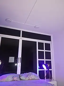 loladupont online show from 04-08-26, 02:46