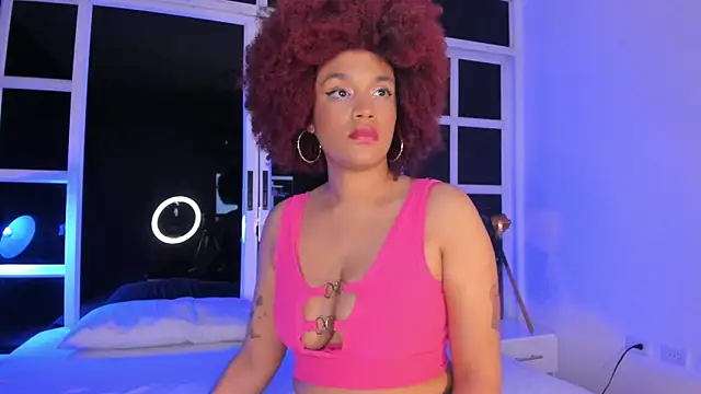 Snapshot of loladupont chatting on 05-24-26, 03:28 loladupont online show from 05-24-26, 03:28