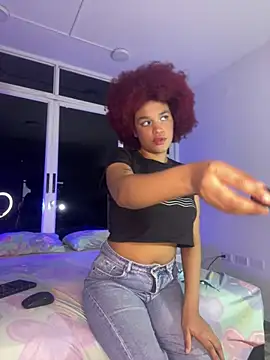 loladupont online show from 04-06-26, 02:51