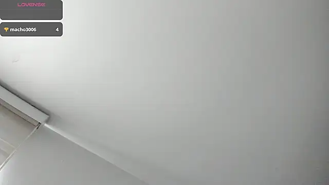 Snapshot of AbrilSonne chatting on 03-09-25, 07:37 AbrilSonne online show from 03-09-25, 07:37