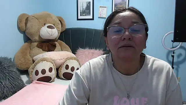 AngelRouss online show from 04-08-26, 03:19