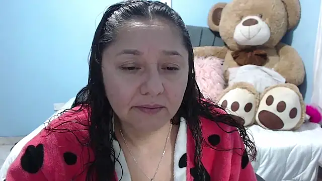 Snapshot of AngelRouss chatting on 09-27-25, 10:38 AngelRouss online show from 09-27-25, 10:38
