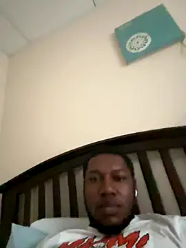 Snapshot of forfunsies chatting on 10-16-25, 08:39 forfunsies online show from 10-16-25, 08:39