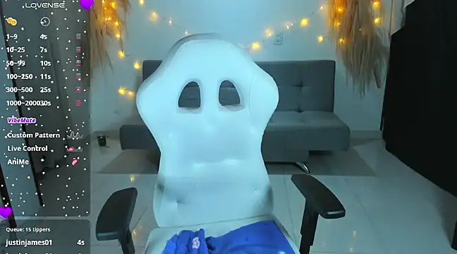 Snapshot of lovelypocahontas11 chatting on 01-24-25, 02:07 lovelypocahontas11 online show from 01-24-25, 02:07