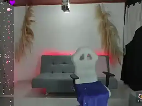 Snapshot of lovelypocahontas11 chatting on 01-19-25, 06:53 lovelypocahontas11 online show from 01-19-25, 06:53