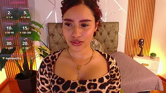 charlottee white online show from 03-06-26, 09:10