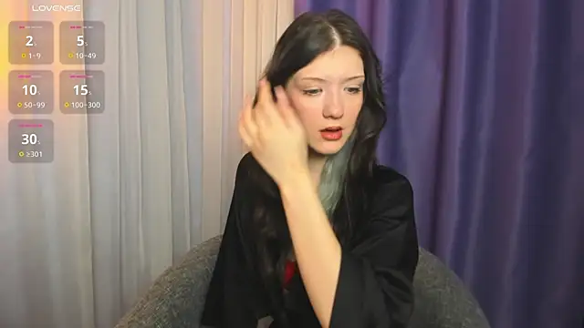 Snapshot of Lina_Vi chatting on 02-09-25, 09:06 Lina Vi online show from 02-09-25, 09:06