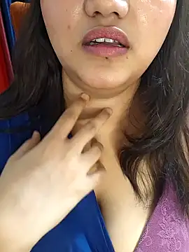 Riya Stream01 online show from 04-20-26, 06:42