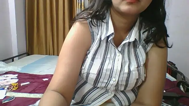 Riya Stream01 online show from 04-28-26, 07:40